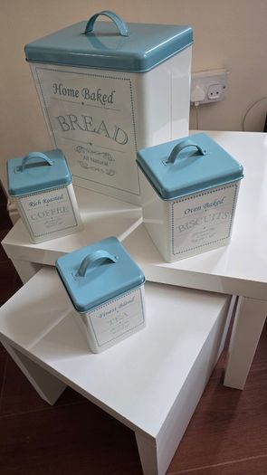 Retro storage containers