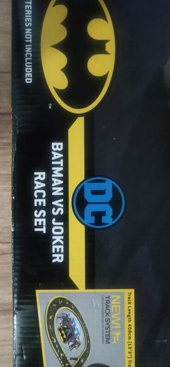 Batman V Joker race set scalextric