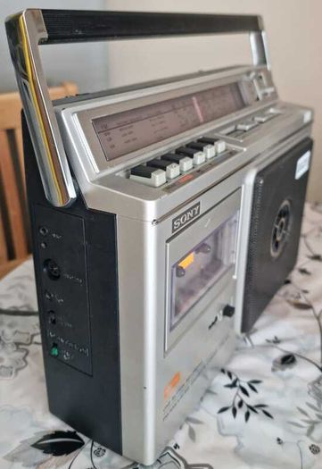 From 1979, Sony CFM-33L FM/MW/LW/SW radio cassette recorder, working good, no any problems.