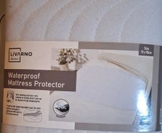Livarno home waterproof mattress protector