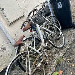 2 bikes