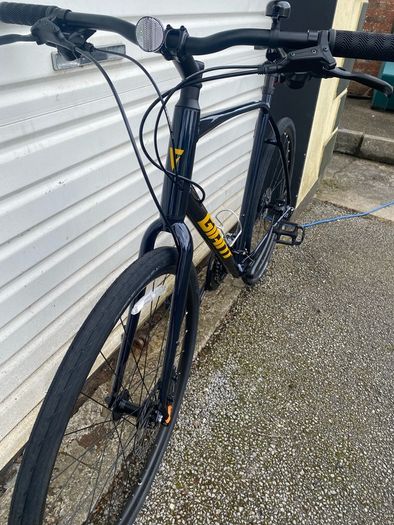 Giant Escape Disc 3 Hybrid 2026 Brand New