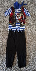 Pirate Costume Age 7 to 8