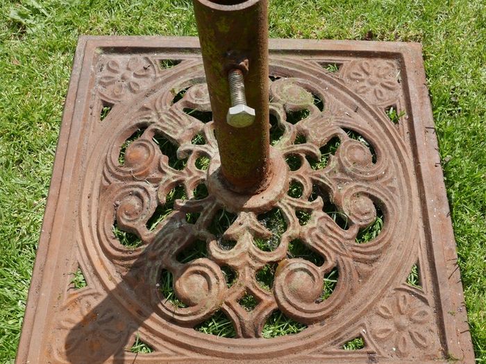 Vintage Heavy Cast Iron Garden Parasol Base Sunshade Umbrella Stand