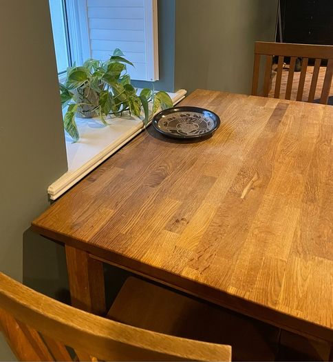 Solid Oak Table & Chairs