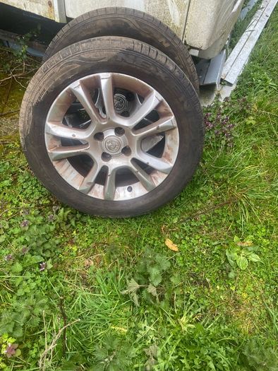 corsa wheel alloy 16