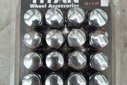 Wheel Chrome Lug Nuts