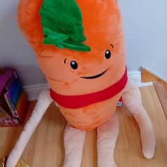giant kevin the carrot
