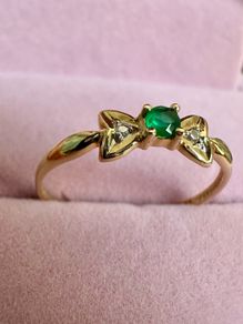 18 k gold ring