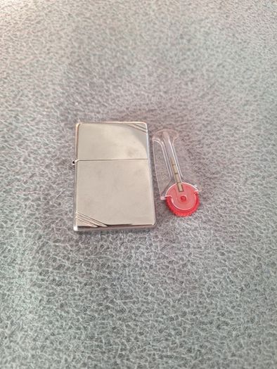 Zippo lighter