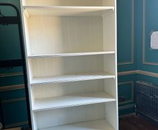 bookshelf