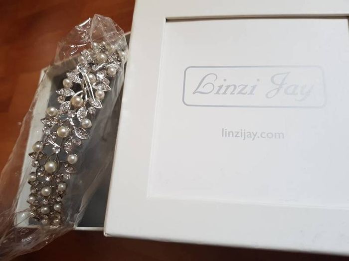 Linzi Jay wedding hairband