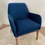 Blue velvet armchair Image 4