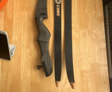 Core Tegra Bow 70" 40lbs