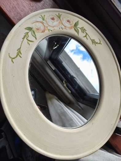 handpainted oval  mirror