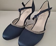 Shoebox Boutique Navy Heels