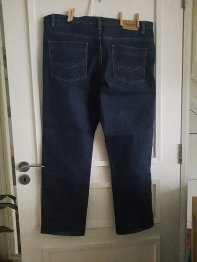 Maine Debenhams denim jeans 40 waist and 30 leg in very good condition with no issues see last two photos for exact measurements FREE STANDARD POSTAGE INCLUDED
