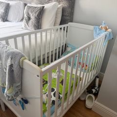 Baby cot