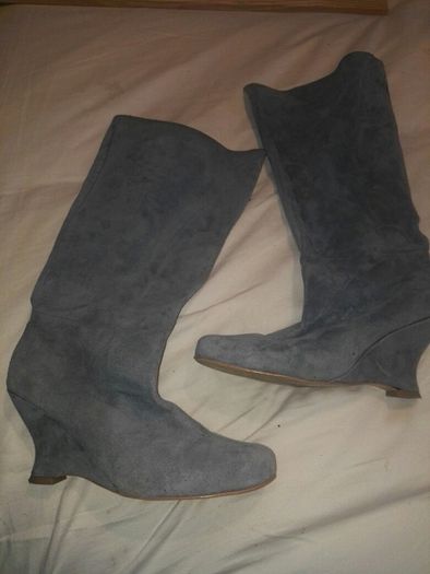 Blue suede boots