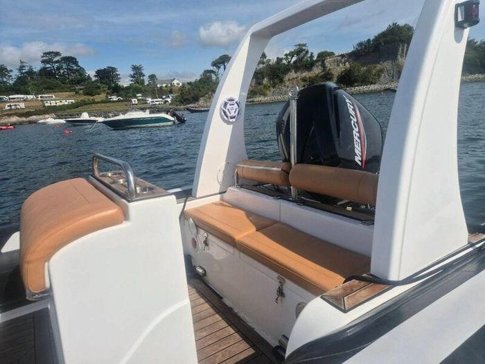 5.8 m Rib with Mercury 115hp outboard