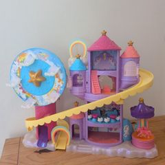 Polly pocket