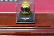 Ayrton Senna Helmet 1988 1:8 Minichamps