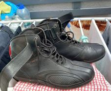 biker shues size 42