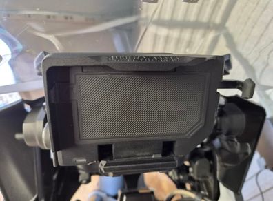 BMW connected ride cradle
