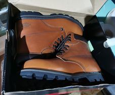 safety boots