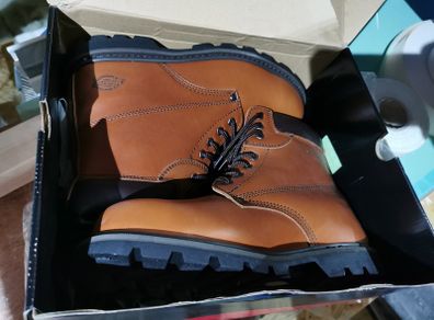 safety boots