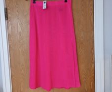 Dunnes  Stores Pink Split Skirt.   S. M- 12.  B.N.W.T.
