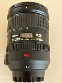 Nikon 18-200mm VR ED Zoom Lens