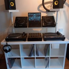 DJ Table