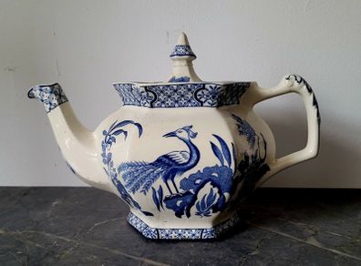 Antique woods & sons "Yuan" teapot