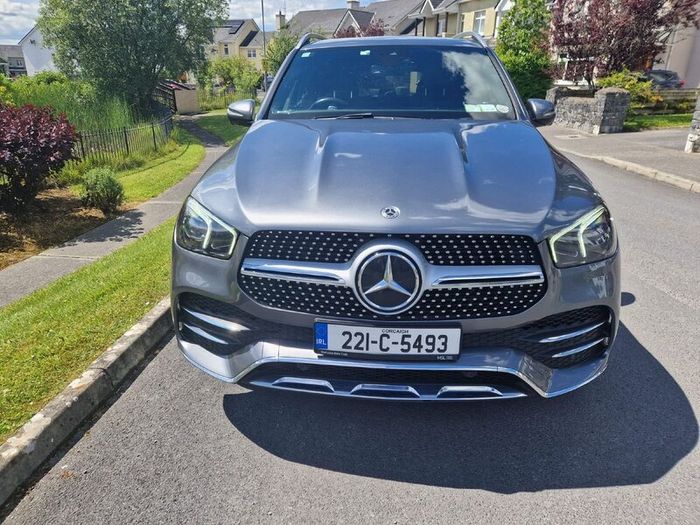 2022 Mercedes-Benz GLE 300D SUV 4Matic AMG Line