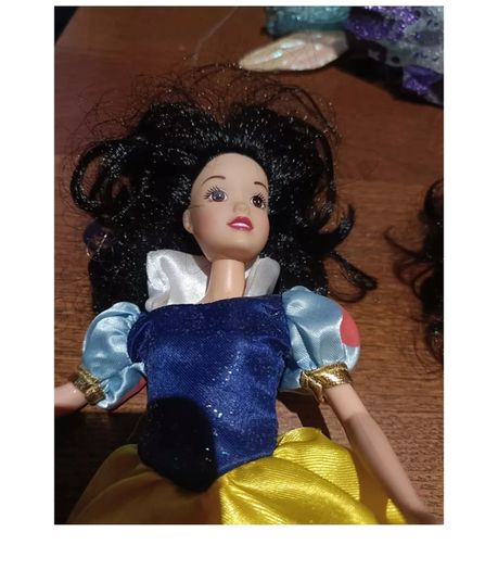 disney sleeping beauty dolls - 2 dolls with extra dress