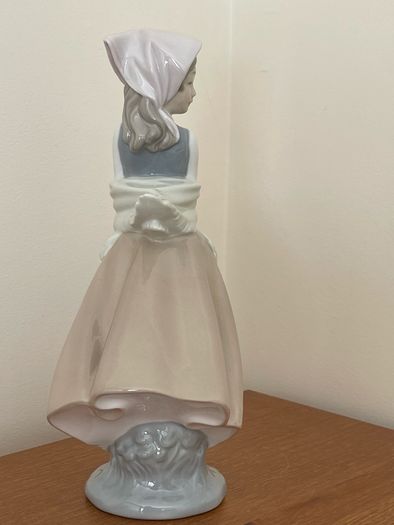Lladro Nao