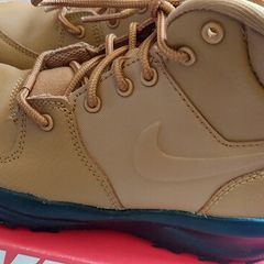 Kids Nike boots