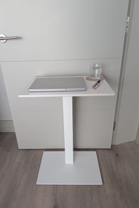 Compact, adjustable Mahtuva laptop desk /side table