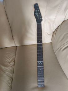 Chapman Baritone neck