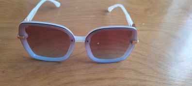 Jessica Simpson  Square Metal Aviator Pilot Sunglasses in Rose Gold & White