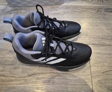 basketball shoes