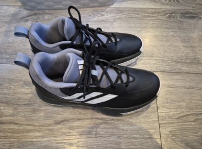 basketball shoes