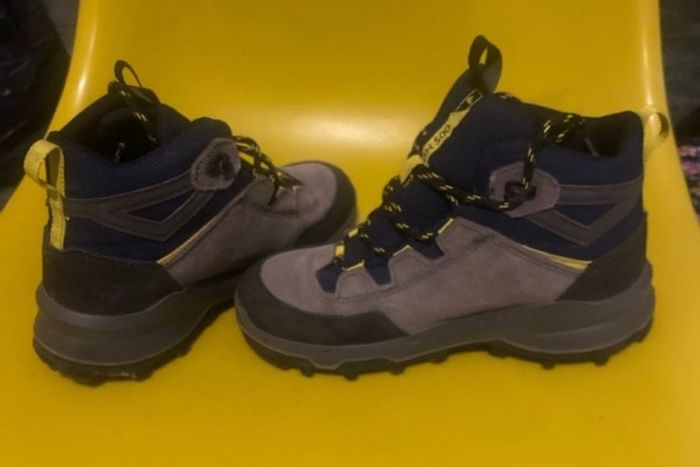 Hiking Boots uk1