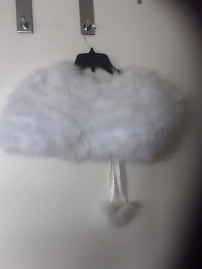 Girl Communion Shrug/Child Bridesmaid Cape Wrap Real Feathers