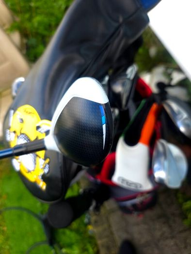 Set of Taylormade Golf Clubs