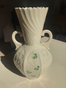 Irish gift, Belleek shamrock vase