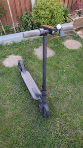 Xiaomi M365 Electric Scooter