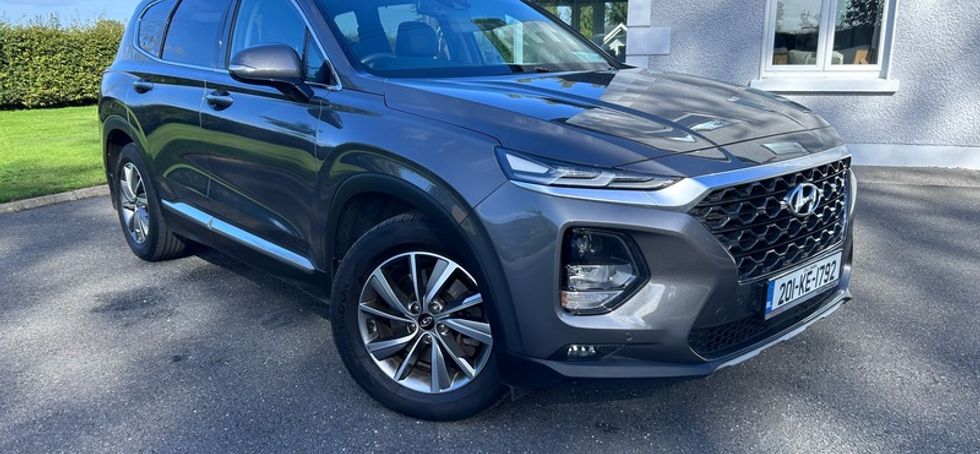 2020 Hyundai Santa Fe Executive Plus