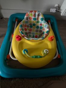 baby walker